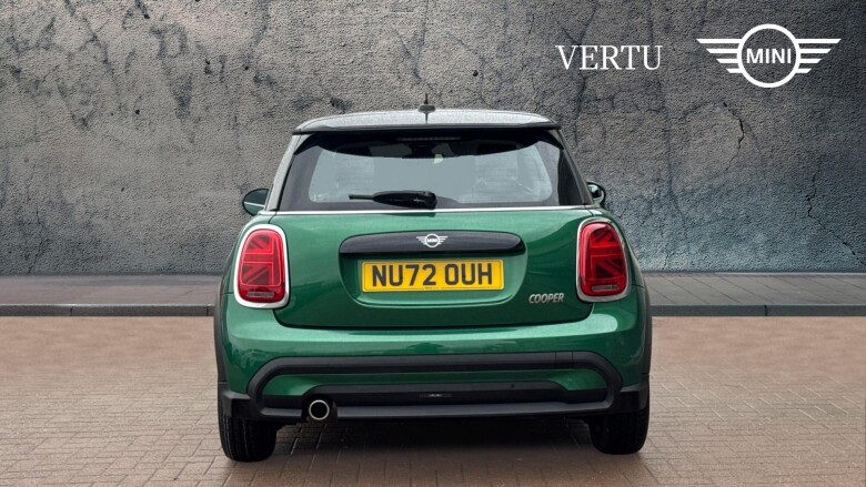 MINI Hatchback 1.5 Cooper Classic 3dr Auto Petrol Hatchback